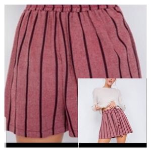 Le Lis Plum Waist Tie Shorts Red and Black Small